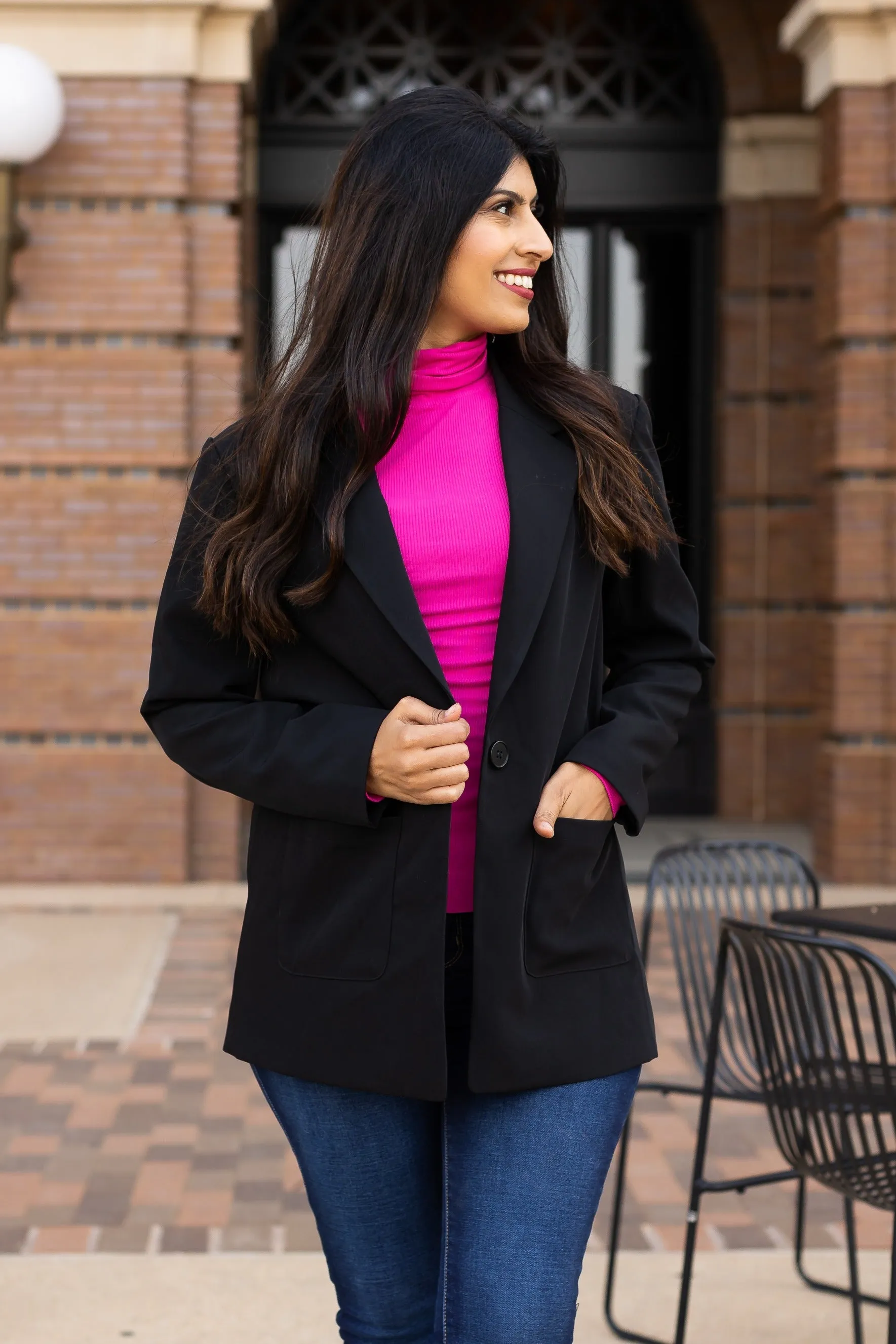 Boyfriend Blazer in Black