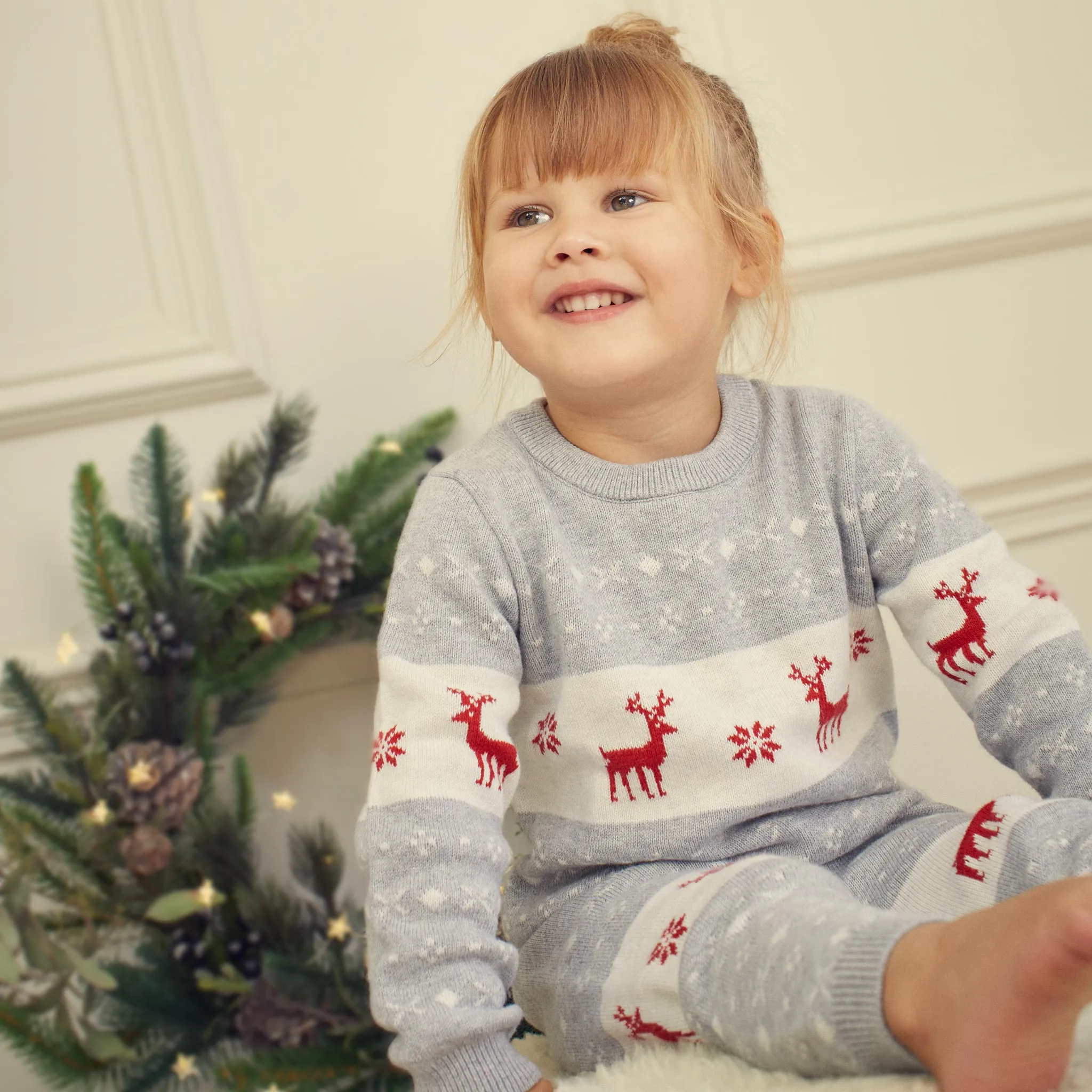 Knitted Reindeer Grey Jumper & Joggers Outfit