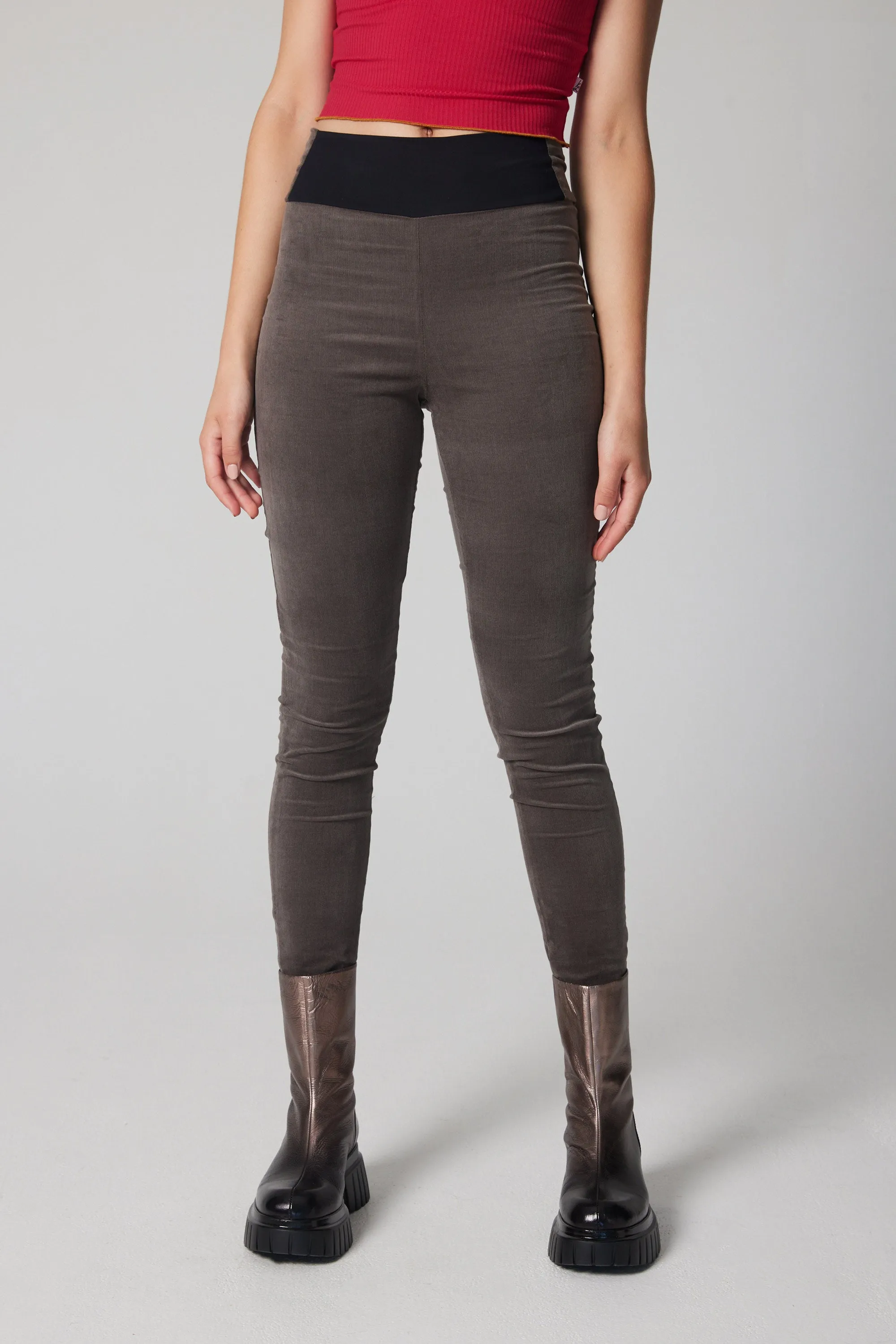 Slim-fit Velvet Corduroy Pant - Grey